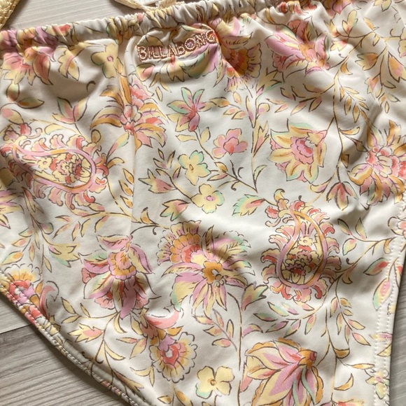 Billabong 🌸 Skimpy Floral Tie Side Hike Bikini Bottoms - Picture 14 of 16